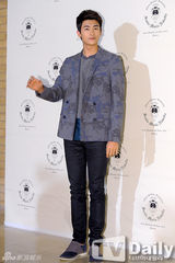 组图：成宥利裴斗娜朴炯植等助阵品牌活动