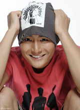 高清图：《情系北大荒》两地飚红 王雨闪闪惹人爱