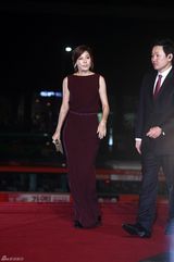 组图：韩国电影青龙奖首尔举行 红毯众星云集