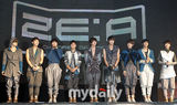 幻灯图集：韩新组合ZE:A出道首秀 朴正雅徐仁英主持