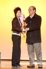 幻灯图：潘美辰将办个唱 重返母校挑选伴舞