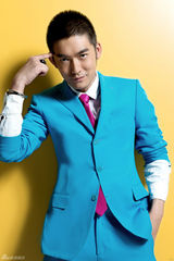 张博曝光动感炫色写真 活力四射