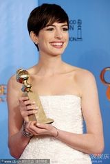 组图：安妮海瑟薇凭《悲惨》获电影最佳女配