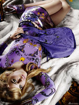 幻灯图集：超模乔治亚-梅-贾格尔写真半裸上阵