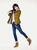 高清组图：4minute泫雅穿羽绒服诠释冬季新时尚