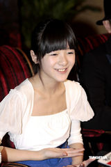 幻灯图集：《未来警察》首映 徐娇人小鬼大反问记者