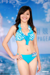 组图：候选亚姐第二轮面试 环肥燕瘦比基尼斗艳