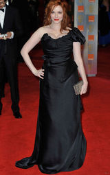 组图：英国学院奖颁奖典礼 红毯星光熠熠