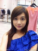 组图：华娱卫视主持人温婷茹28张微博美图集锦