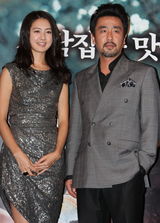 高清图：《大酱》媒体首映式 主演李瑶媛刘承龙出席