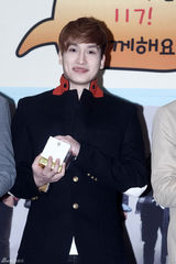 组图：ZE:A Jewelry出席暴力预防宣传大使委任仪式