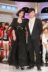 组图：欧弟新节目《模王》首录 与贾静雯再聚首