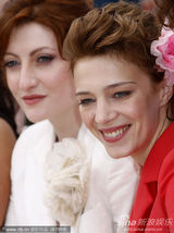 高清图：《妓院里的回忆》发布会 杰斯敏清新迷人