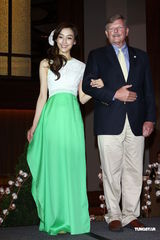 组图：范玮琪新歌送老公 向孙燕姿讨教生子秘方