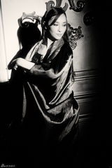 组图：吴佩慈扮恶魔玩转万圣节 俏皮百变气质十足