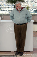 幻灯图集：《人与神》记者会 导演主演断背吻