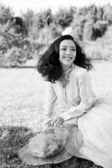 组图：黄小蕾新年推出限量写真纪念《蕾女心经》