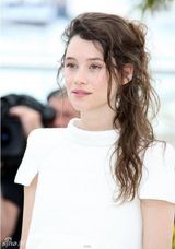 组图：“加勒比美人鱼”阿斯特丽德60张美图集锦