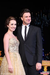 组图：《歌剧魅影》旋风再起 美女配大叔