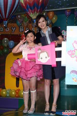 组图：大小姐再出新专辑 前辈Sweety加持