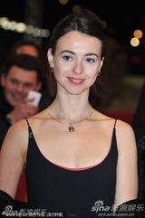 高清组图：电影节主席迪特捧场竞赛片《奖励》首映