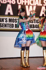 组图：SKE48三位团员来台 彩色裙装亮眼抢镜