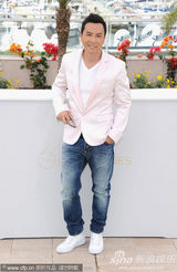 高清组图：电影《武侠》发布会 汤唯扮“黑天鹅”