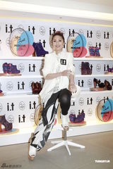 组图：杨千嬅设计鞋有成就感 曝老公金像奖穿内增高