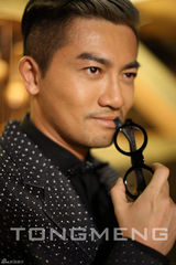 组图：苏有朋《型男志》变福尔摩斯搞笑整蛊