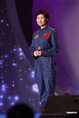 组图：古巨基曝刘翔张梓琳只是绯闻