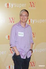 组图:蔡一智等出席活动 蒙嘉慧生日郑伊健送钻饰