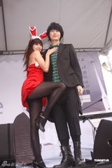 组图：严爵演唱会DVD上市 正积极筹备新专辑