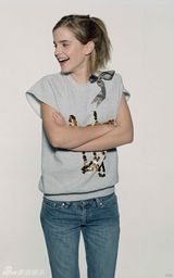 幻灯图集：艾玛-沃特森少女范儿清纯写真