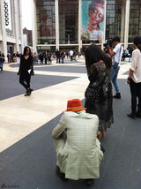 组图：陈燃纽约平底鞋看秀 时尚教主赞品味独特