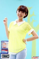 组图：炎亚纶为郭雪芙做心肺复苏 遭粉丝威胁