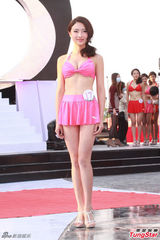 组图：19位入选亚姐泳装出镜 大秀身材性感靓丽