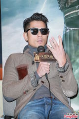 组图：郭富城挺甄子丹生气有理 称催婚太落伍