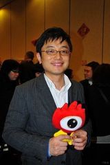 幻灯图集：余男和《朗读者》导演同写书法祝福