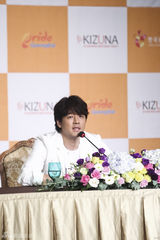 组图：韩星柳时元举办国际粉丝见面纪念40岁生日