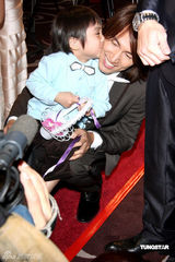 高清图：Ella言承旭举行“婚礼”为新剧造势