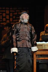 组图：《四世同堂》揭幕国话消夏季青春风貌