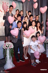 组图：隋棠婚纱装出席《犀利人妻》电影版首映