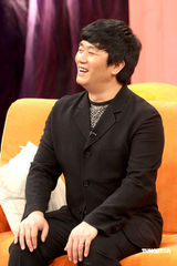 高清组图：含笑做客《lady呱呱》 吸毒已成往事