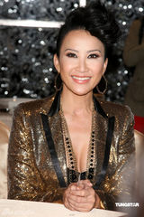 幻灯：李玟优雅现身避谈婚讯 自曝巡演将有惊人之举 