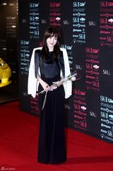 组图：韩国SIA时尚颁奖举行 张东健获大奖