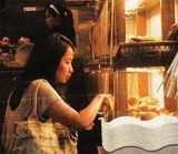 幻灯图集：吴镇宇变居家好男人 一家三口逛超市