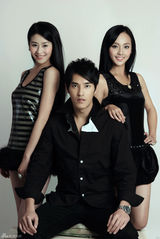 高清图：芒果台大戏《丝丝心动》 颖儿抢夺蓝正龙