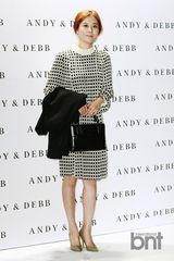 组图：韩星朴志胤苏怡贤等出席春夏时装展