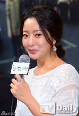 组图：金喜善新剧发布 荧屏牵手2PM玉泽演