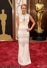 组图：86届奥斯卡红毯春风荡漾 女星争艳出高招